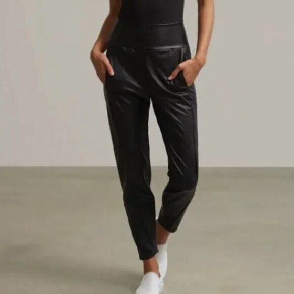 Commando Faux Leather Tapered Pants Black Zip Pockets Moto Goth Biker Size Large - Picture 9 of 9